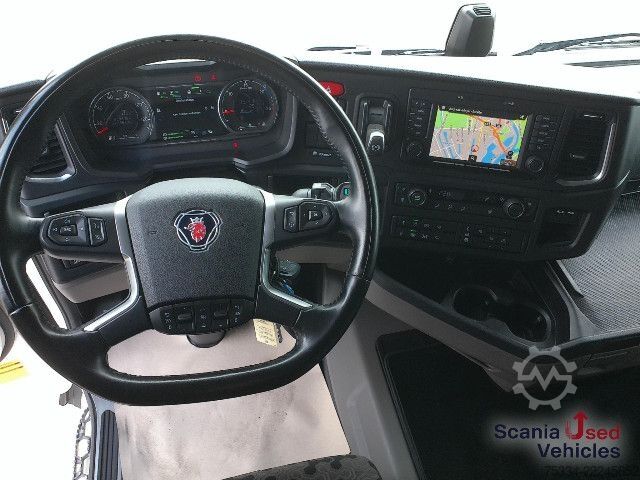Standard tractor unit Scania R 460 A4x2NA