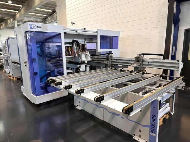 Bearbeitungszentrum mit Durchlauf WEEKE BHX 500