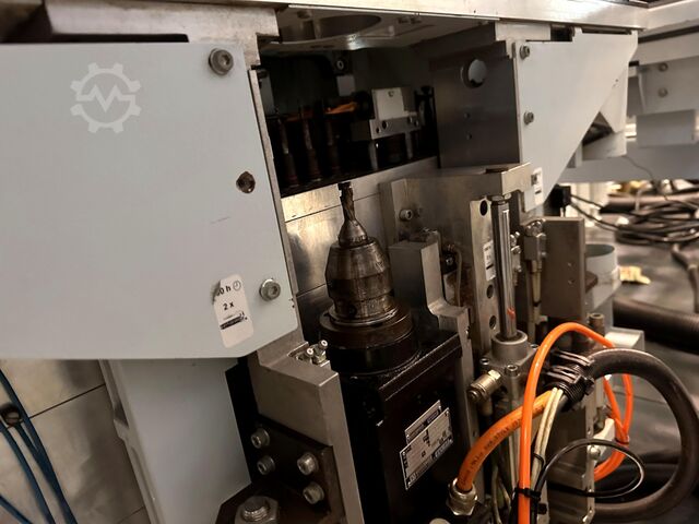 Bearbeitungszentrum mit Durchlauf WEEKE BHX 500