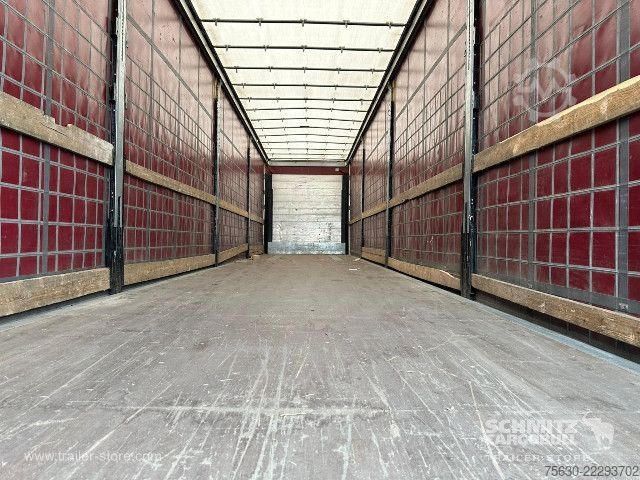 Open semitrailer with tarp Schmitz Cargobull Semitrailer Curtainsider Standard Hayon