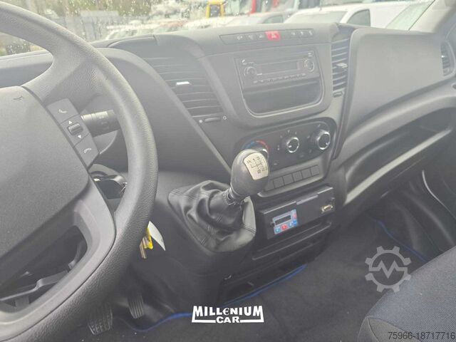 Kühlaufbauwagen IVECO 35-14 2019 CELLA 3,80 PEDANE 7 ATP FRC