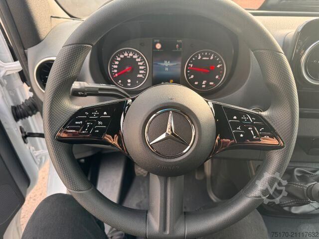 High-roof van Mercedes-Benz Sprinter 317 CDI 3665 Klima AHK Kamera Fenster