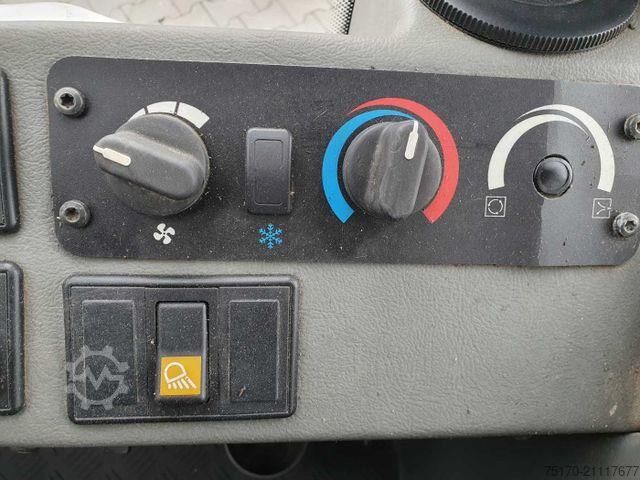 Gabelstapler Jungheinrich DFG 680 / 4.500mm / 2.413h / Zinkenverstellgerät