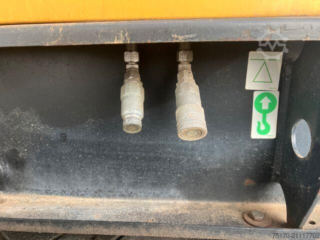 Baumaschine CAT DE65E3 / Stromerzeuger / 60KVA / 2017 / 17.917h