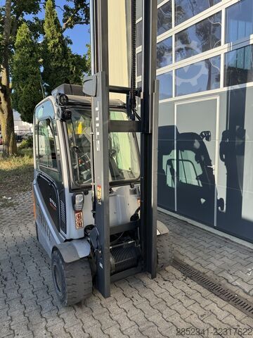 Forklift STILL RX60-30L mit lediglich 944 Stunden