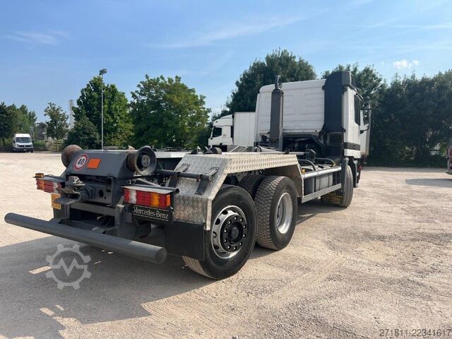 Roll-off tipper truck MERCEDES-BENZ MERCEDES 1840 USATO SCARRABILE