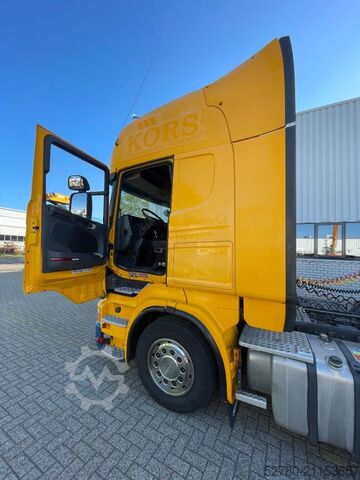 Standard tractor Scania R 450