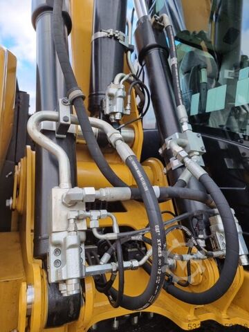 Mobile excavator Caterpillar - Only 4000 hrs! Caterpillar M313D