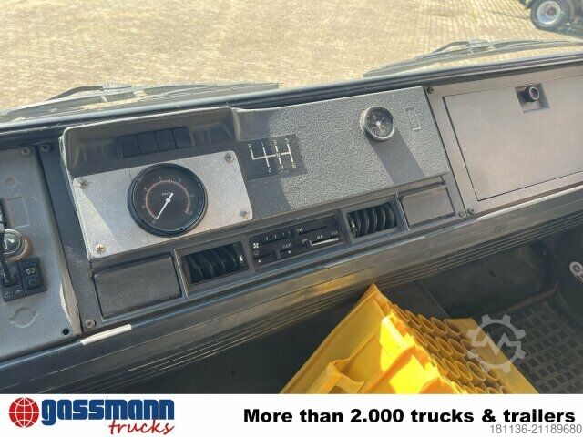 LKW mit Tankaufbau Renault Midliner S170 4x4, 6000l Wassertank