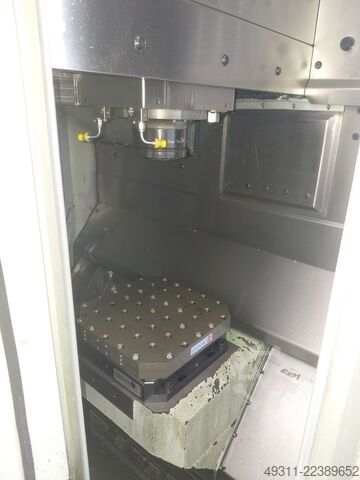 Universal machining center Mikron HSM 400