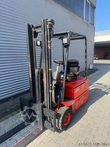 Electric 3-wheel forklift Linde E15Z-02