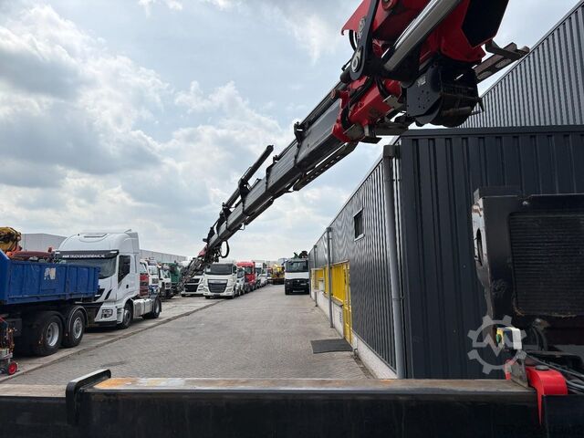 Crane DAF CF530 + FASSI F 820 RA 6X EXT.  +  JIB 6X EXT. ...
