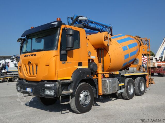 Betonpumpen-LKW Astra HD9 6450