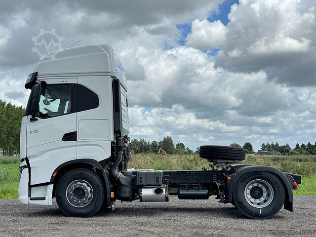 Standard-SZM Iveco S-WAY AS440S43T/P ON Tractor Head