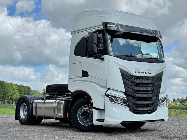Standard-SZM Iveco S-WAY AS440S43T/P ON Tractor Head