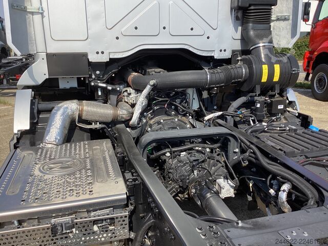 Custom body truck Ford Ford 4x2 Road 1833 Daycab