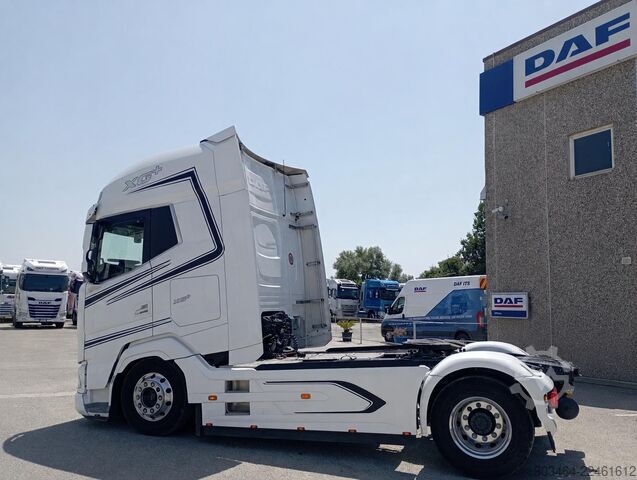 Standard tractor unit DAF XG+ 530 euro 6e FULL PNEUM. & Full Opt.