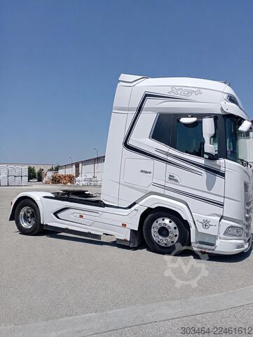 Standard tractor unit DAF XG+ 530 euro 6e FULL PNEUM. & Full Opt.