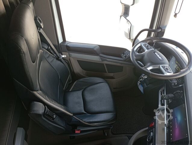Standard tractor unit DAF XG+ 530 euro 6e FULL PNEUM. & Full Opt.