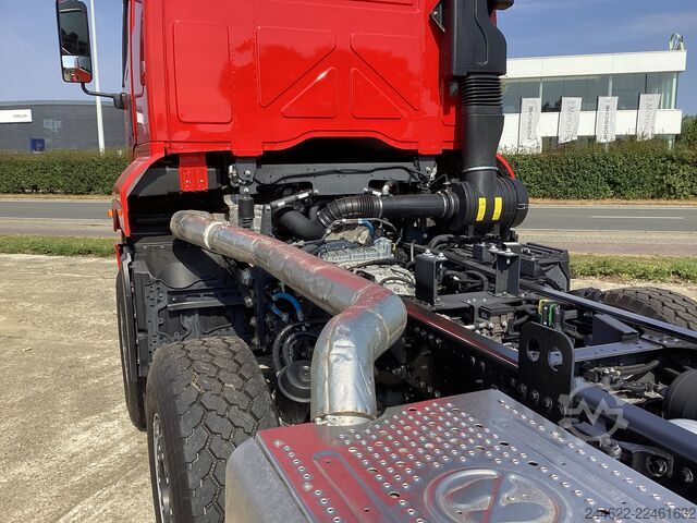 Truck chassis Ford 8x4 Construction 4145D Low Roof Sleeper