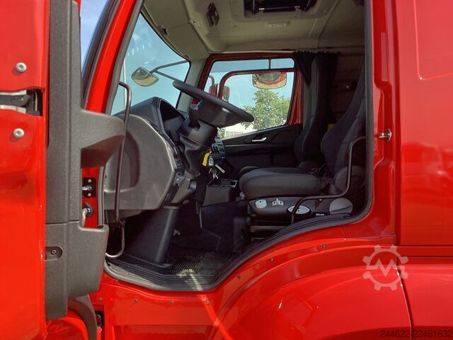 Truck chassis Ford 8x4 Construction 4145D Low Roof Sleeper
