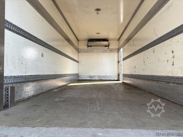 Refrigerated/freezer transport Mercedes-Benz Axor 1824 + CARRIER SUPRA 750 + DHOLLANDIA 2000...