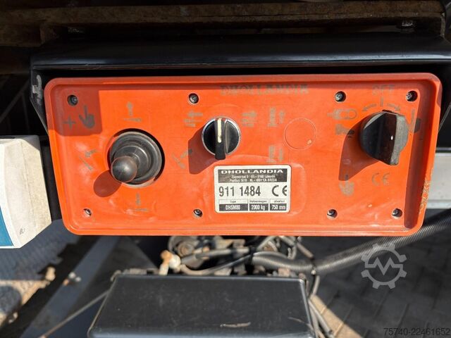 Refrigerated/freezer transport Mercedes-Benz Axor 1824 + CARRIER SUPRA 750 + DHOLLANDIA 2000...