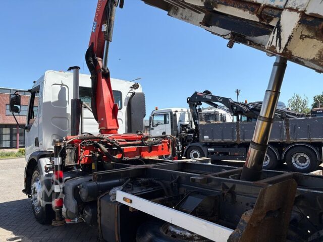 Crane Renault Premium + PALFINGER PK 10000.  2 X EXT.  + REMO...