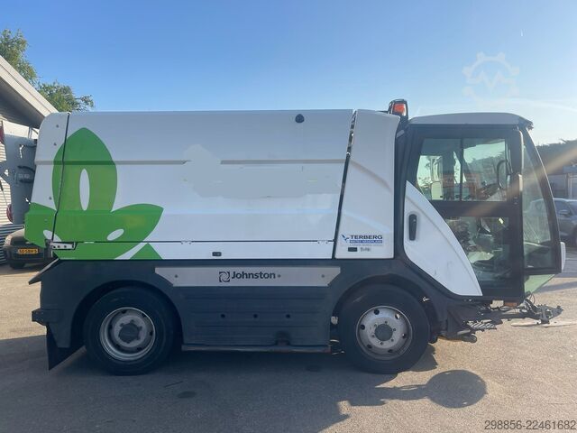 Road sweeper Johnston C401