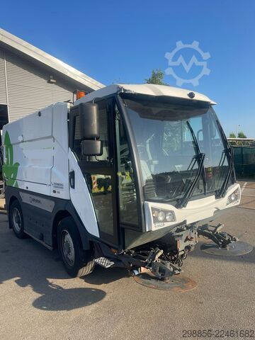 Road sweeper Johnston C401