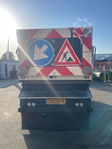 Road sweeper Johnston C401