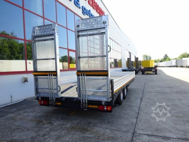 Tieflader Anhänger Möslein TTT 11 5,2 BR Weiß  Neuer Tandemtieflader mit Breiten Rampen