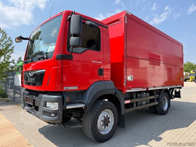 LKW mit Getränkeaufbau MAN TGM 13.290 4x4 Getränke/Seitenlader+LBW/Navi
