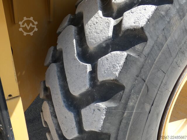 Wheel loader Caterpillar 950 GC
