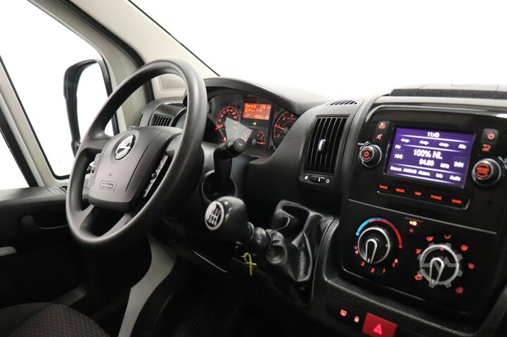 Delivery van Opel Movano 2.2D L2H2 120PK EURO 6 - Airco - Cruise ...