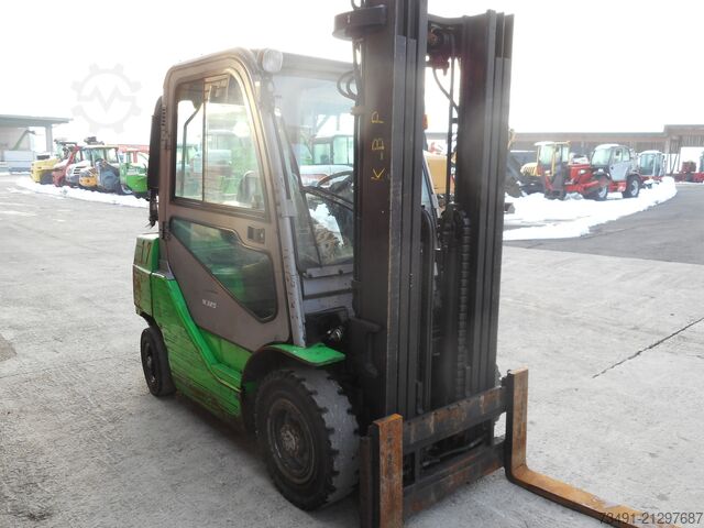 Gabelstapler Cesab M325D Triplex + SS