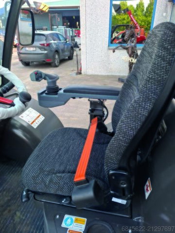 Geländestapler Foets F25