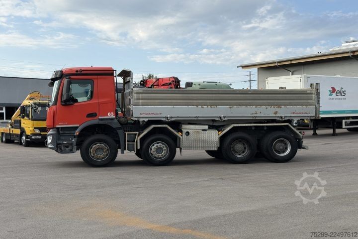 Dreiseitenkipper LKW Mercedes-Benz Arocs 3243 8x4 Schwarzmüller / Swiss-Vehicle