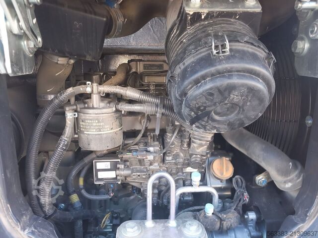 Mini excavator Hitachi ZX33U-6