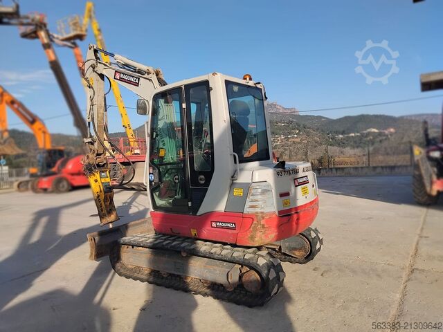 Minibagger Takeuchi TB250