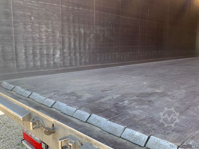 Walking floor semitrailer KRAKER CF-Z 92m³_ BPW_ Liftach_ Funk_ Hochdruckreiniger