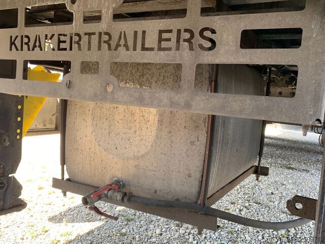 Walking floor semitrailer KRAKER CF-Z 92m³_ BPW_ Liftach_ Funk_ Hochdruckreiniger
