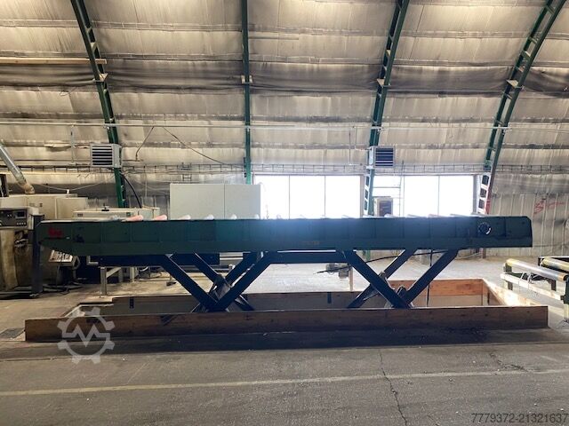 Scissor lifting table  