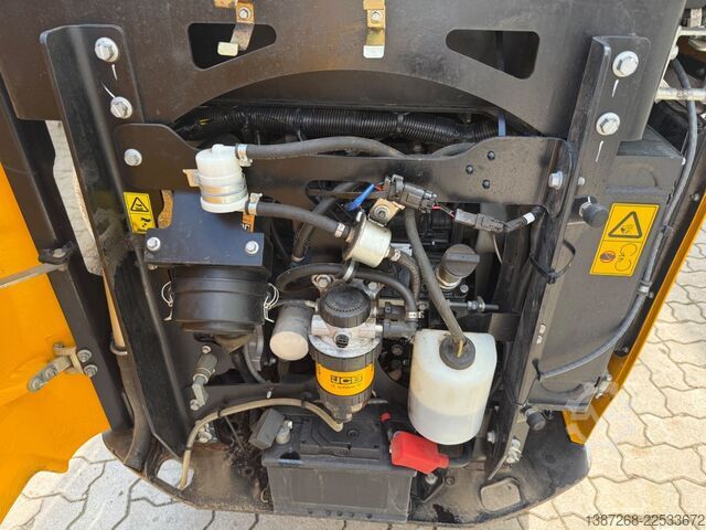 Mini excavator JCB 15C-1 / 982 H /  3 x Löffel / Kabine