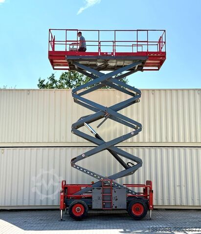 Work platform Skyjack SJ8841RT 4x4 Diesel / 14.3 Meter