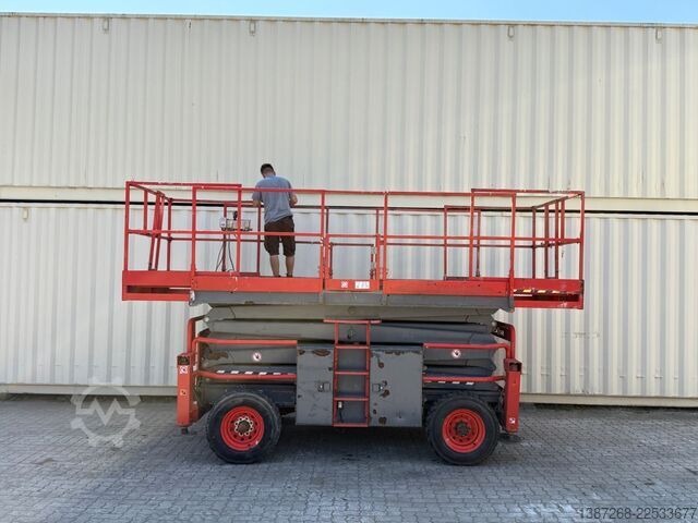 Work platform Skyjack SJ8841RT 4x4 Diesel / 14.3 Meter
