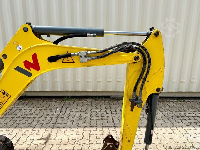Mini excavator WACKER Neuson ET16 / 2019 BJ / 996 H / 3x Löffel