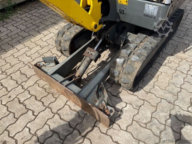 Mini excavator WACKER Neuson ET16 / 2019 BJ / 996 H / 3x Löffel