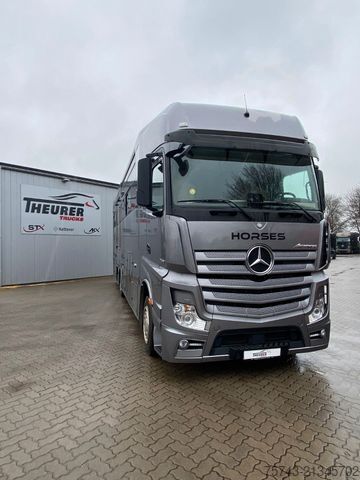 Cattle truck MERCEDES-BENZ Actros 2651 STX  Pop-Out,  5 Pferde