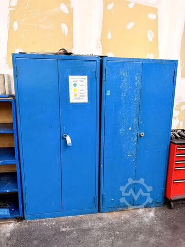 Lot of workshop cabinets without contents nan nan